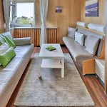 Terrassenhaus, 76 *